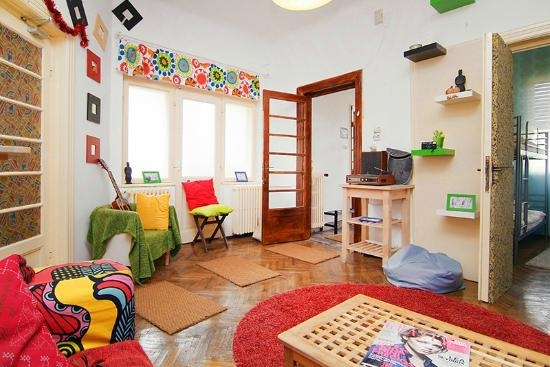 The Cozyness Downtown Hostel