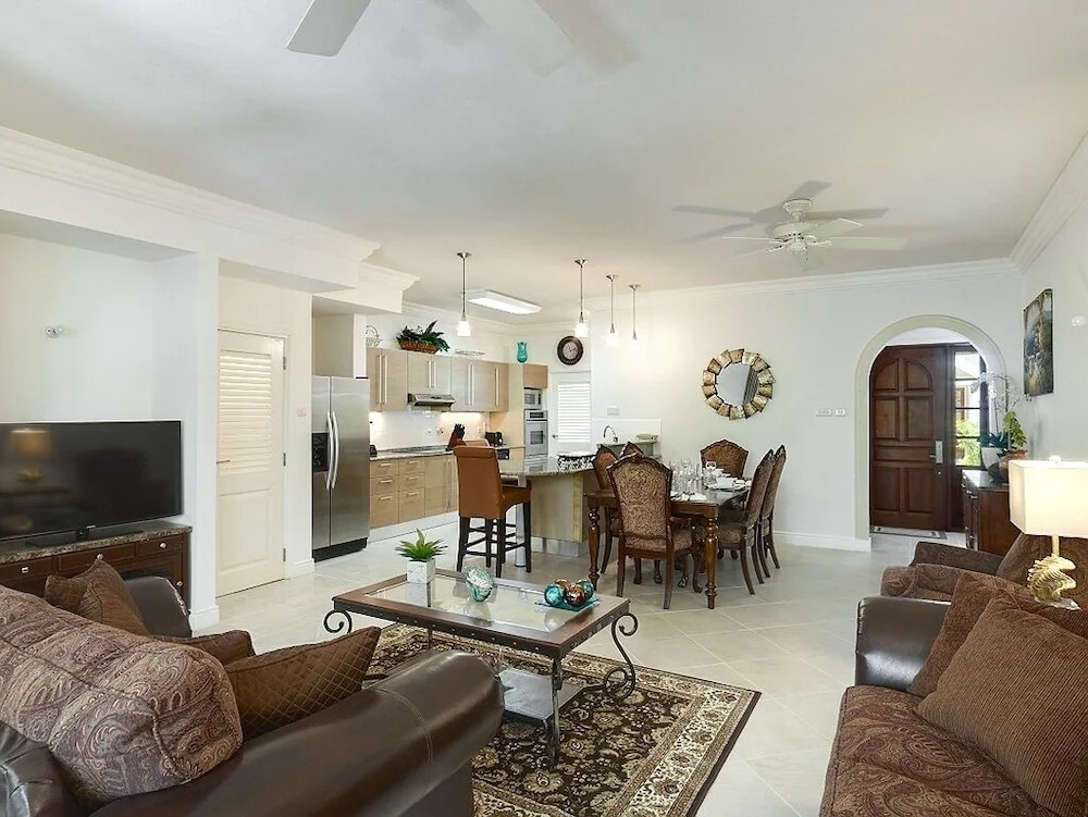 Luxury Townhome in Sandy Lane Neighborhood by BSL Rentals
