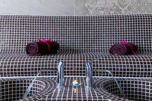 Hotel Sanvit Lake Resort & Spa