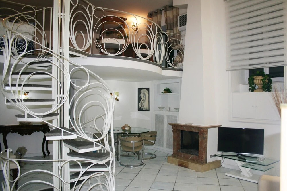 Apartment with 2 Bedrooms in Roma, with Wonderful City View And Wifi