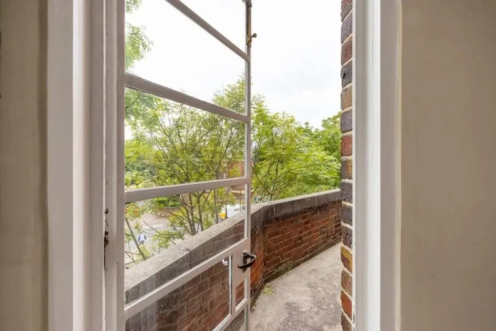 The Blackheath Hideaway - Alluring 2bdr Flat With Balcony