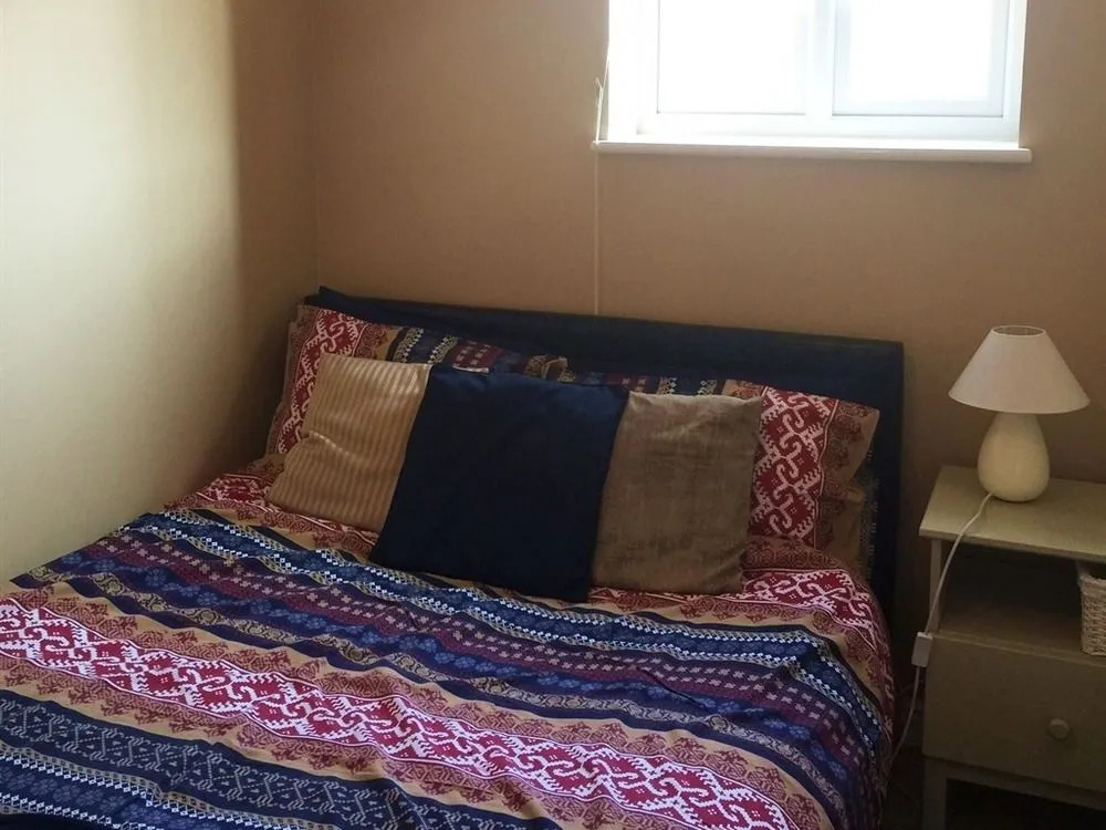 Accommodation Circus Drive