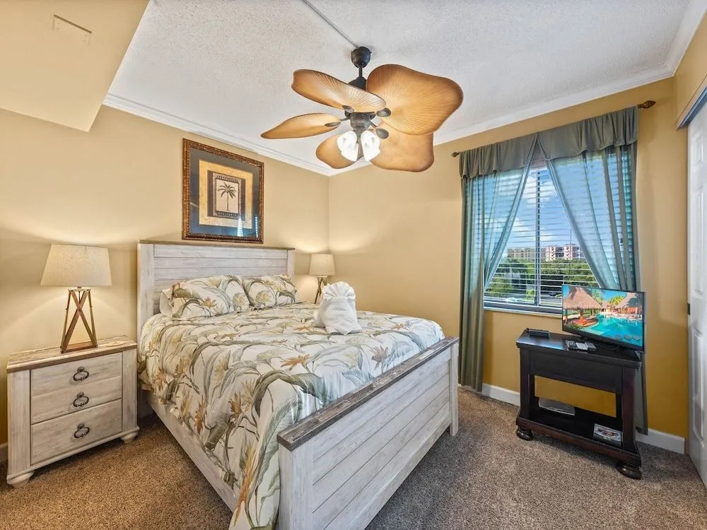 Windward Point 212