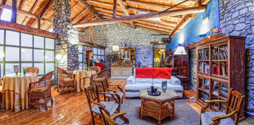 Hotel Rural El Almadiero
