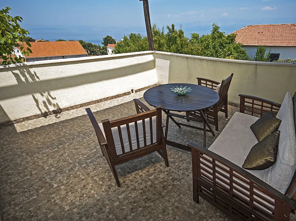 Family house Sutivan
