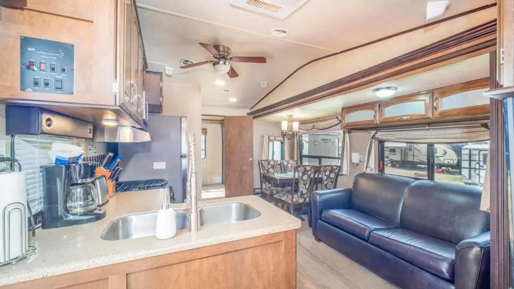 Destination RV IV Fully Setup OK44