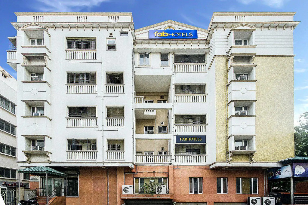 Fabhotel Blossoms Service Apartment - T Nagar