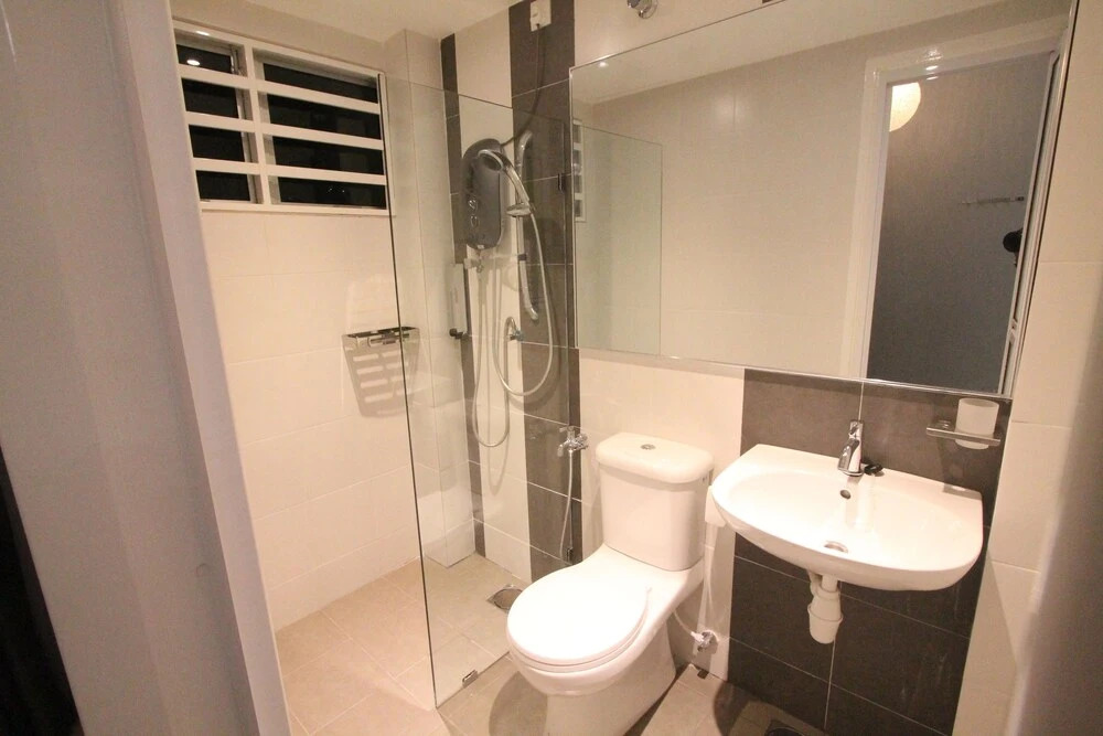 Ian's Genesis Townhouse