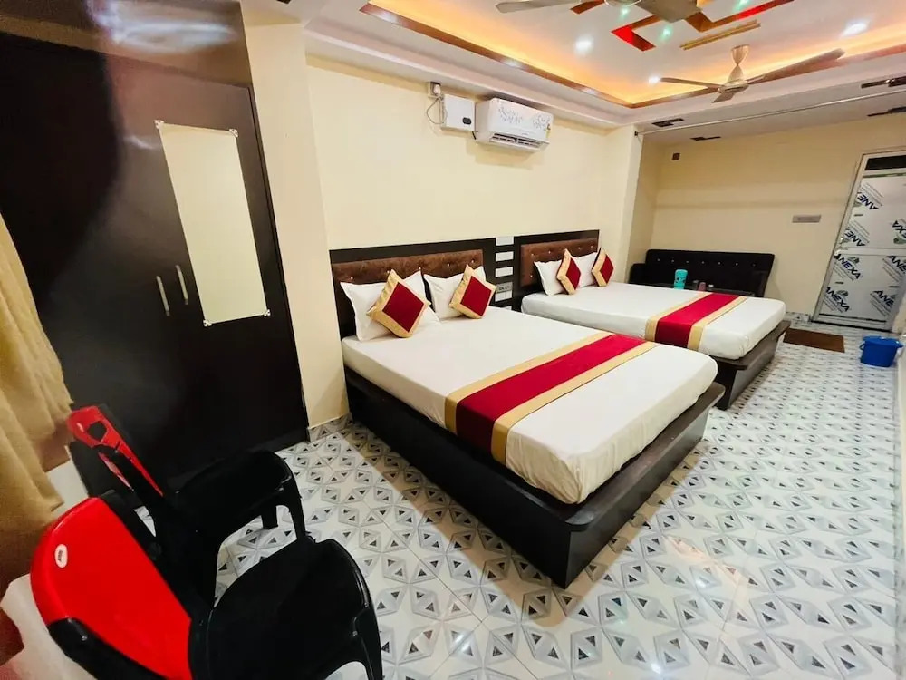 SS Hotel