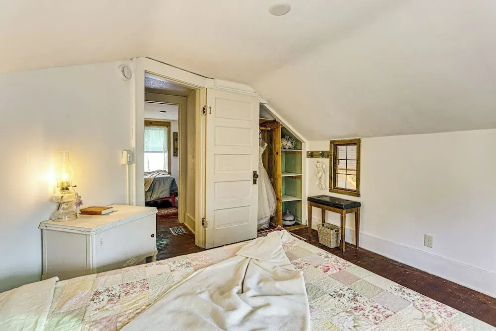 Walk to Downtown: Eclectic Wisconsin Dells Home