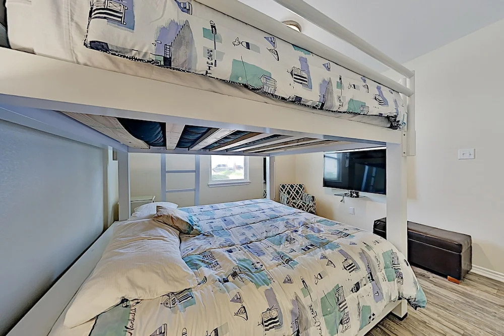 Nautical Nemo Cay Next To Waves Resort 5 Bedroom Townhouse
