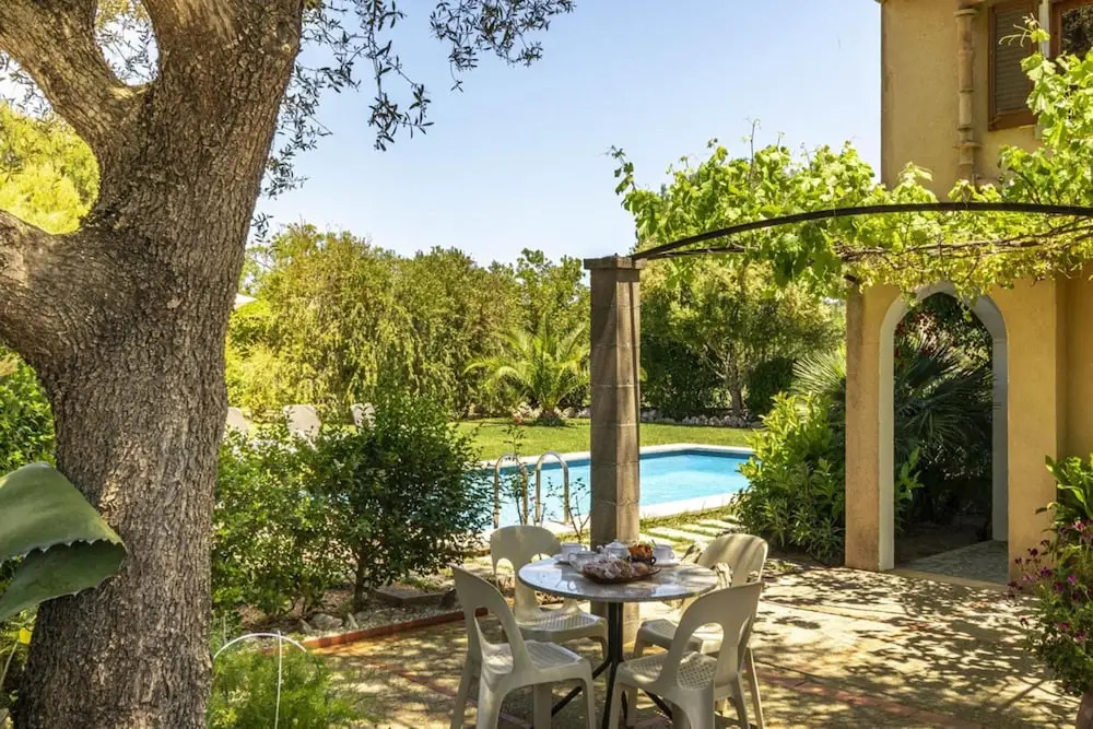 Villa - 2 Bedrooms with Pool and WiFi - 107924