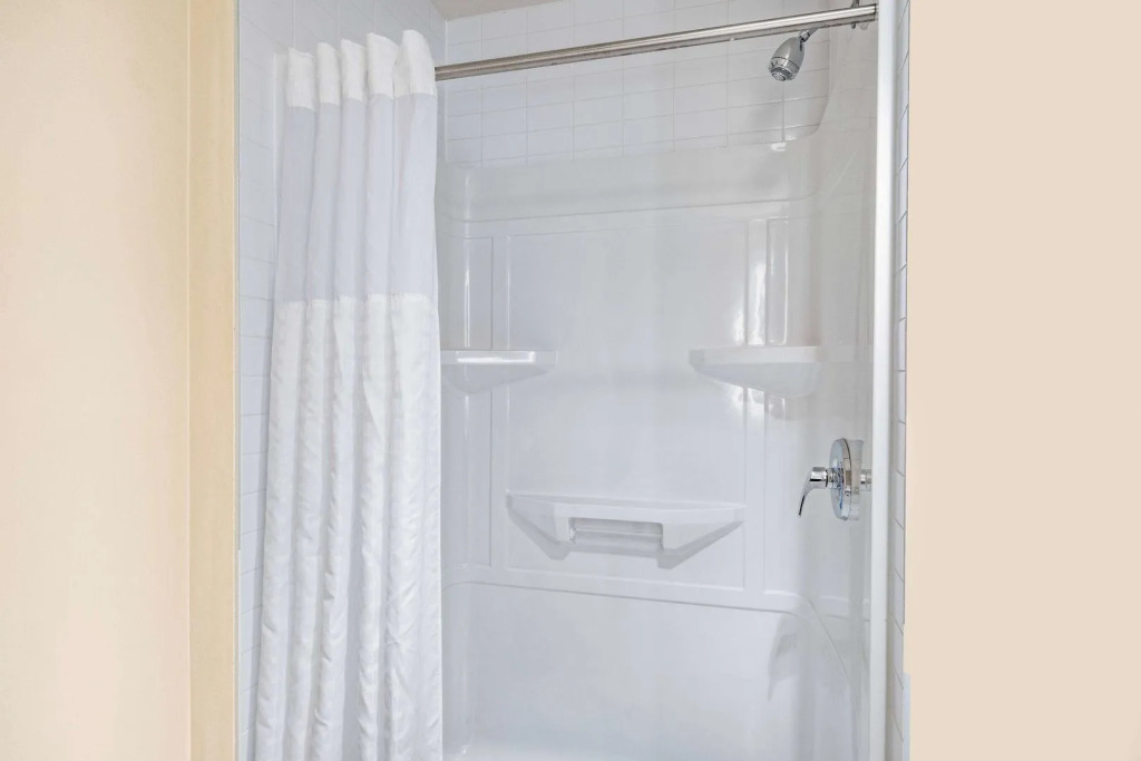Super 8 by Wyndham Moosonee