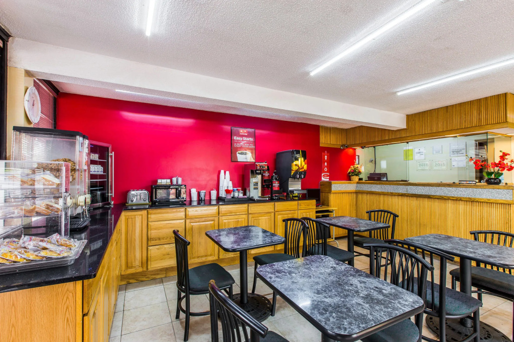 Econo Lodge - Conyers