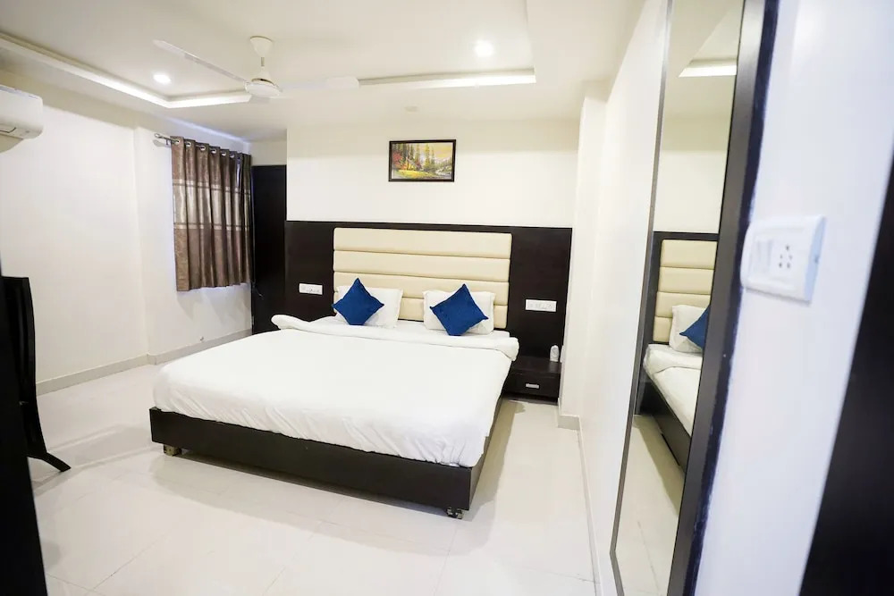 Hotel Suryansh