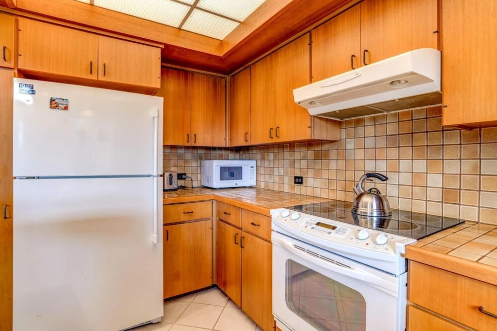 K B M Resorts- Krv-514 Rare Ridge Top 1Bd With Sweeping 180-degree Ocean Views!