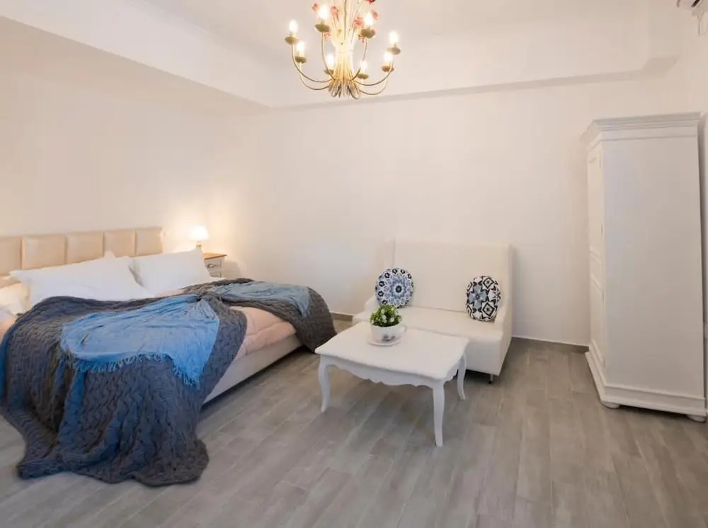 Rose Suites