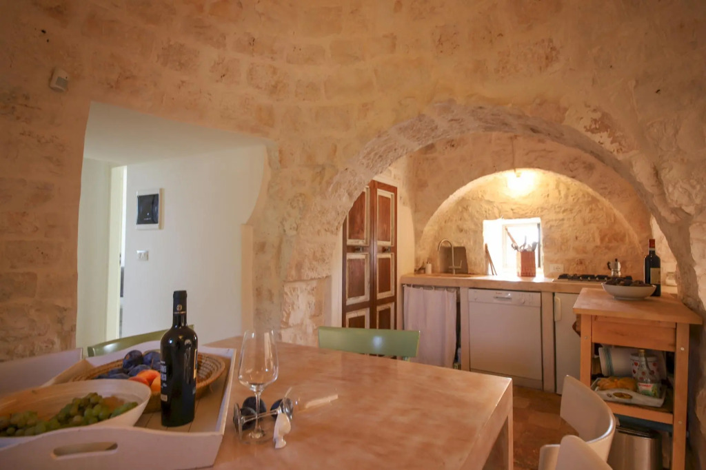 TD Trulli Terralta Panoramic Pool Over Countryside
