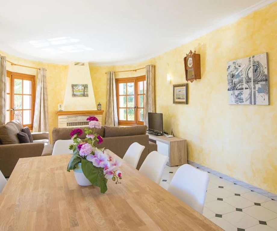 Villa - 3 Bedrooms with Pool - 106410