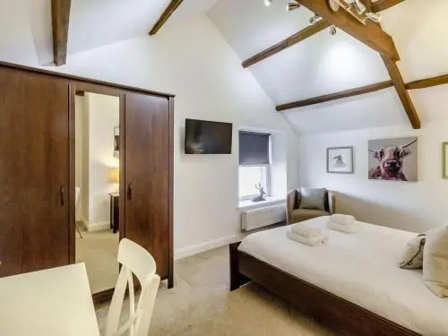 Queen Victoria Suite