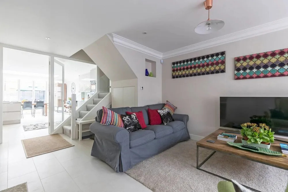 Gorgeous 5 Bed / Sleeps 10 - in Battersea Village