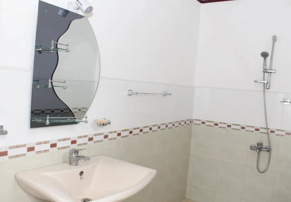 Apsara Guest Hotel