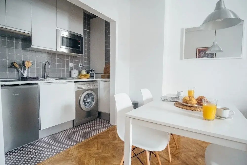 Iakai Homes Antonioni