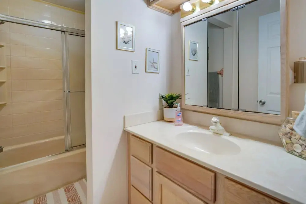 Charming Brigantine Condo Rental: Steps to Beach!