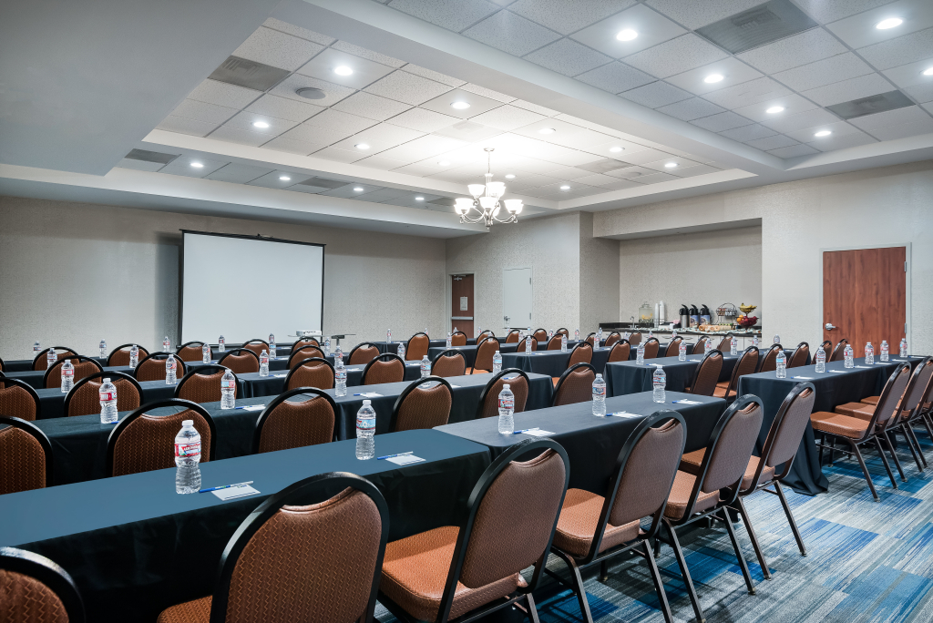 Holiday Inn Express Ontario by IHG