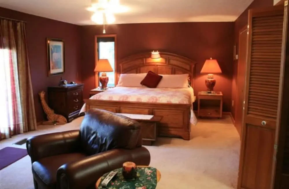 Gray Wolf Mountain Inn
