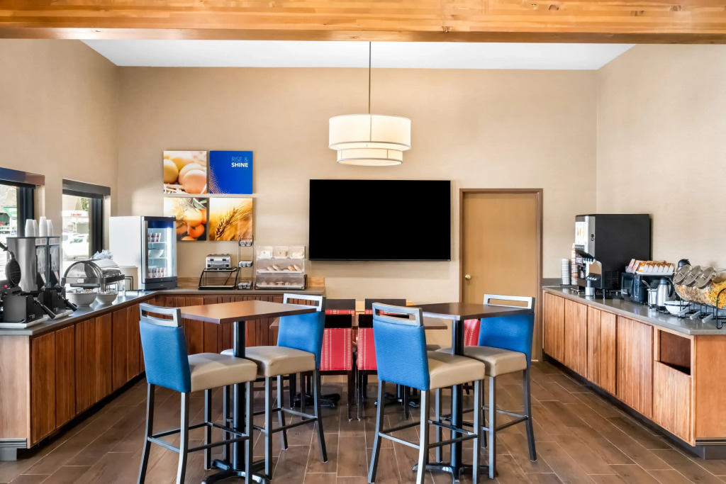 Comfort Inn at Buffalo Bill Village Resort
