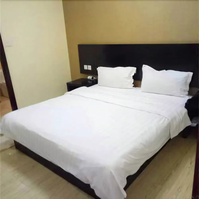 Luliang Business Hotel