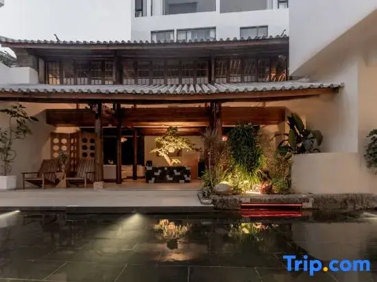 Lisu·Anyin Seaview Resort Hotel (Erhai Branch, Wenbi Village)