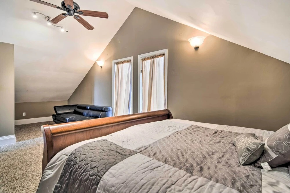 Stylish Vicksburg Apt w/ Porch - 2 Mi to Casino!