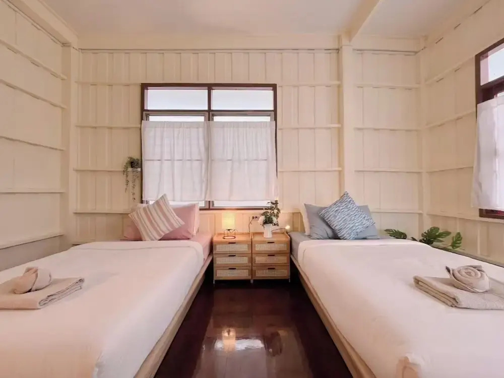 White & Green Boutique Homestay