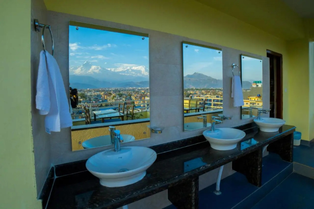 Hotel Task International
