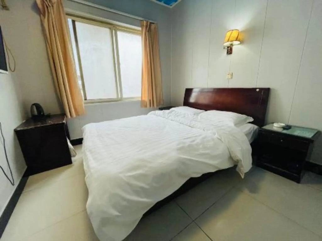 Yirujia Hostel