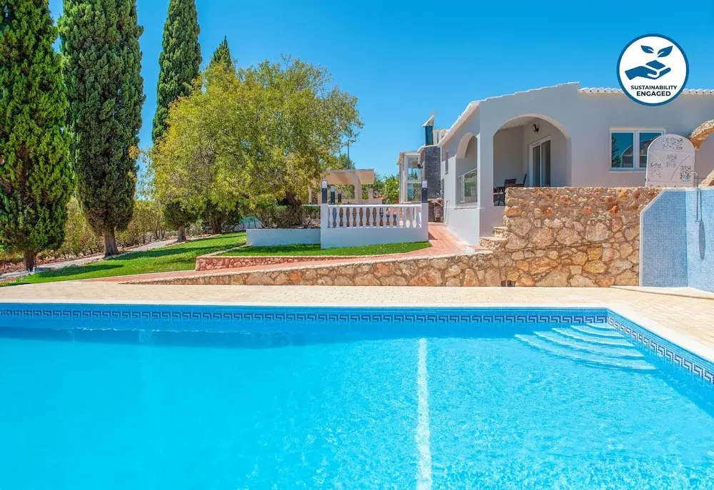 Villa Haven - com jacuzzi e BBQ em Lagoa