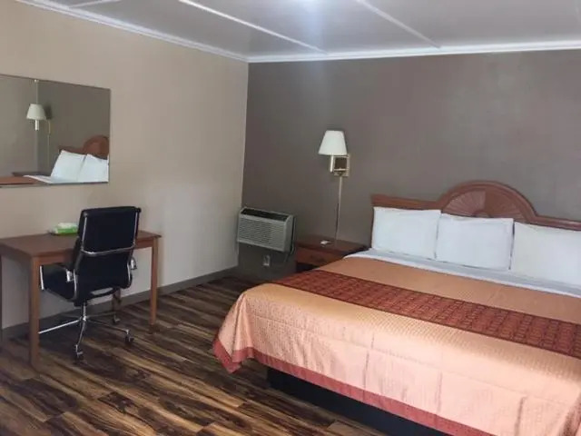 Hilltop Inn
