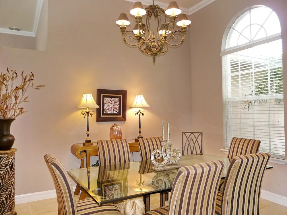 326 Polynesia Court