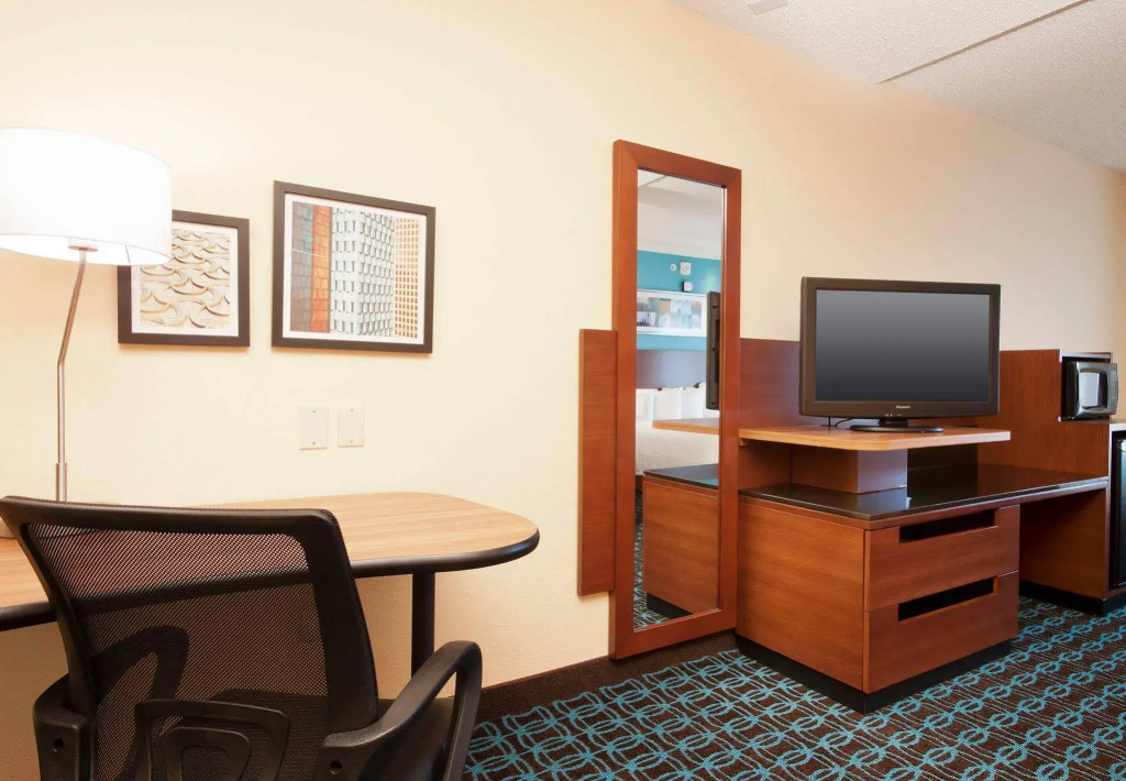 Fairfield Inn & Suites Houston The Woodlands