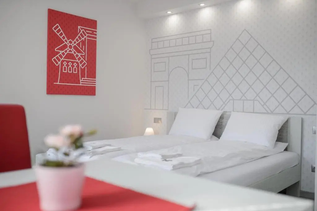 HR Apartmanház