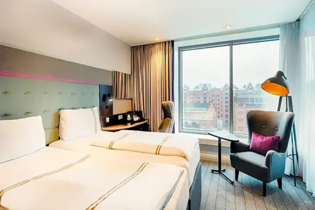Premier Inn Hamburg City Centre