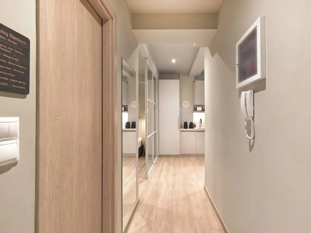 Karitsi Suites
