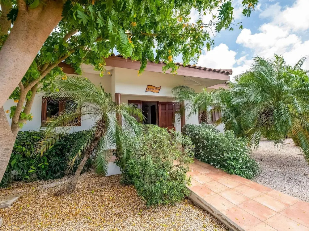 Villa With Poolside Terrace