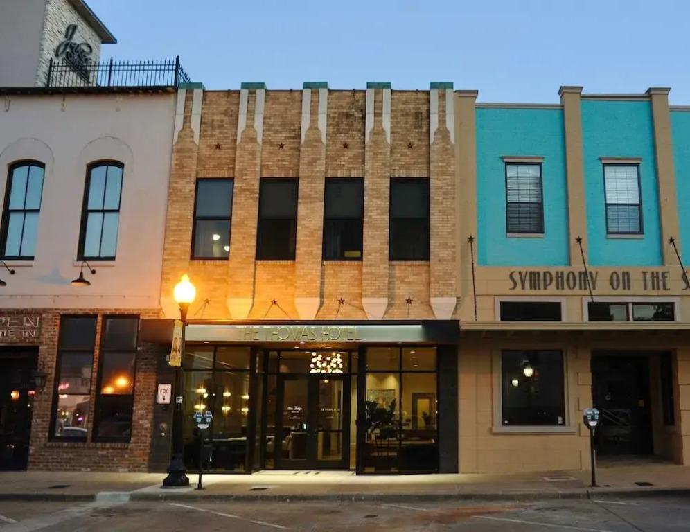 The Thomas Hotel