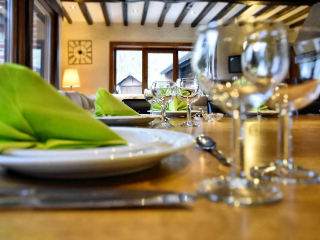 Durbuy Forest Villa with Pool