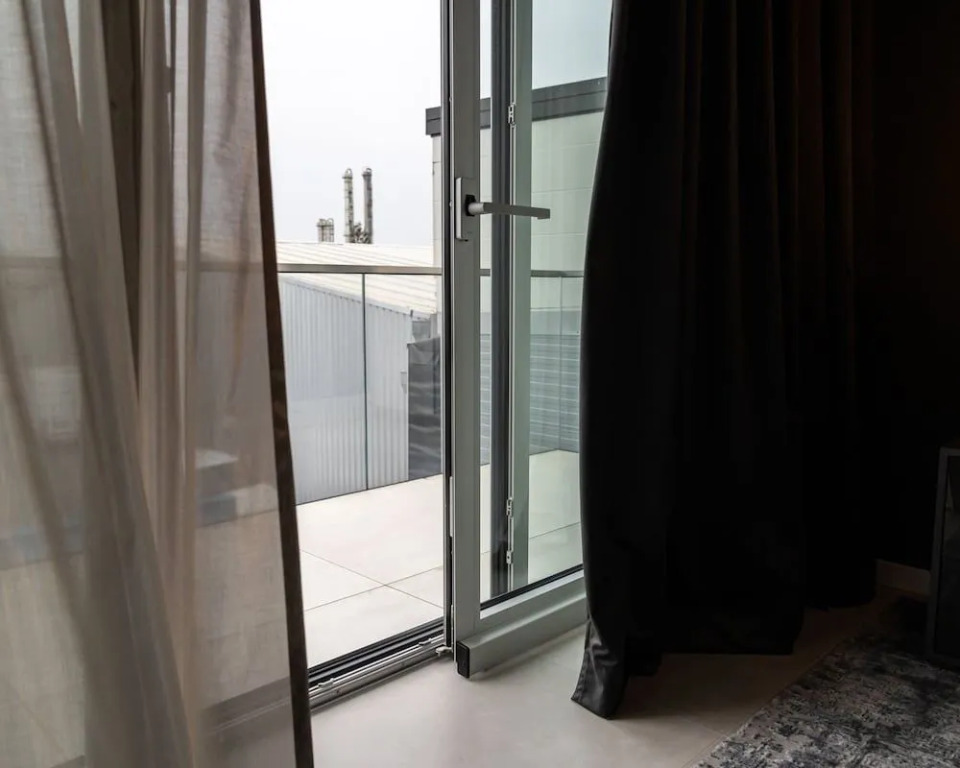 THE NEWSHA SIGNATURE HOME