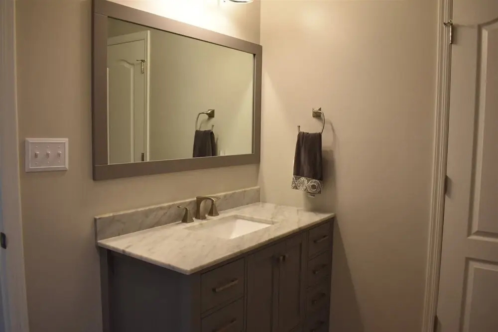 Db301 East Rochester Avenue, Unit 106
