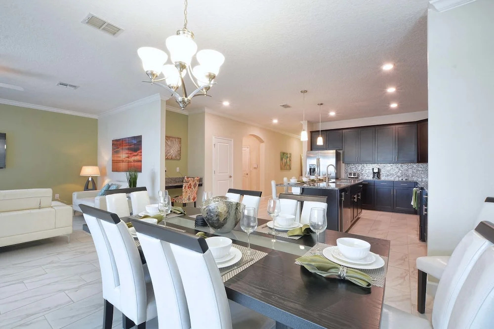 Storey Lake-6 Bedroom Pool Home- 1652ST